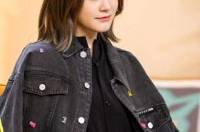 娱乐吃瓜女艺人完整版,吃瓜女艺人背后的完整故事